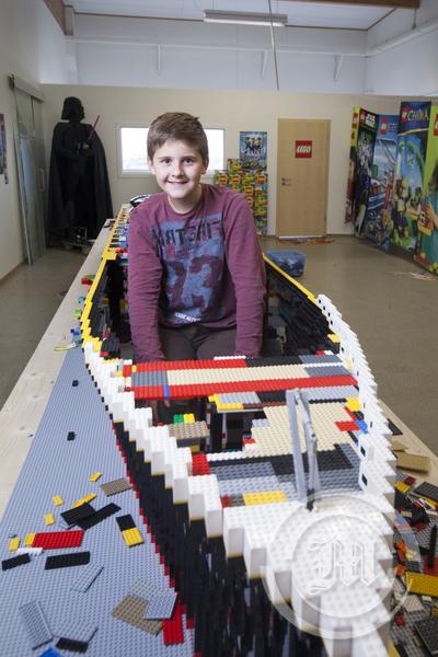 Brynjar Karl Birgisson titanic lego