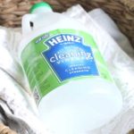 Pourquoi le vinaigre blanc est-il important pour le lavage du linge ?